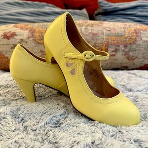 Retro pinup J. Adams pixie Oxford Mary Jane ‘50’s style pumps